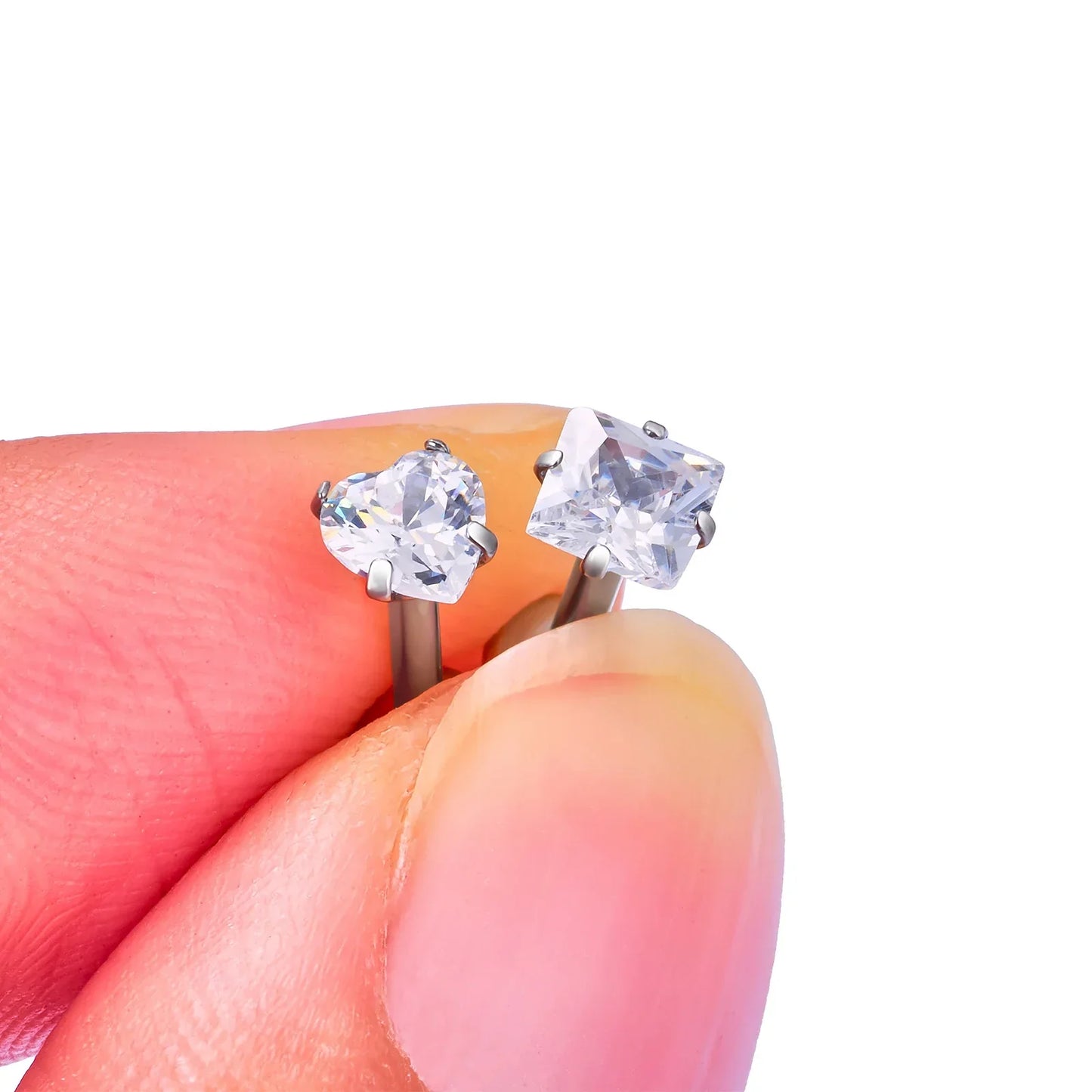 Labret Monroe piercing small and tiny heart-shaped titanium labret stud 16G 18G gold and silver