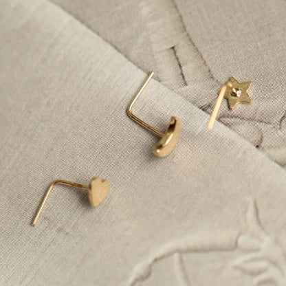 14K gold heart nose stud L shaped