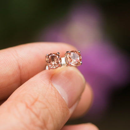 Zultanite stud earrings round cut