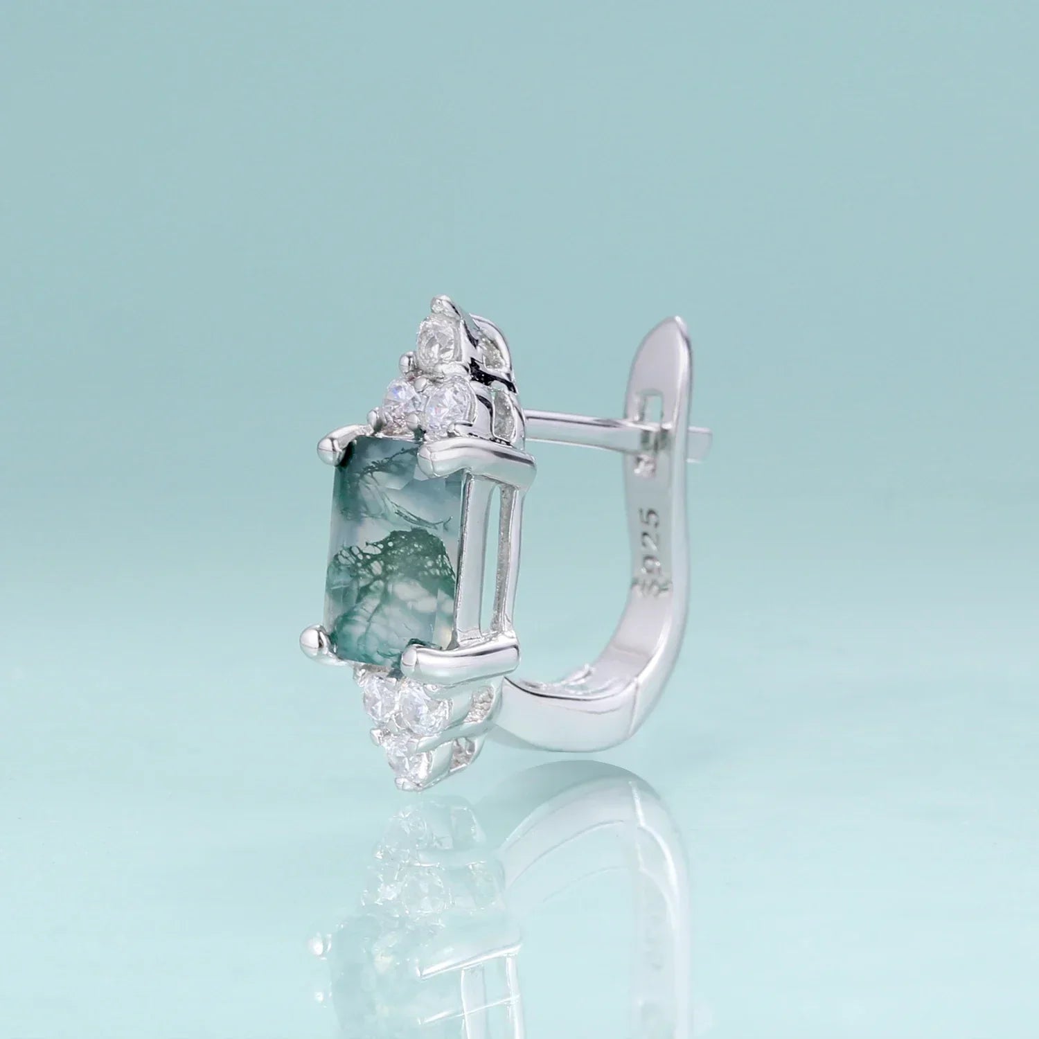 Sterling silver earring with green gemstone and clear crystals, Rosary Milano jewelry