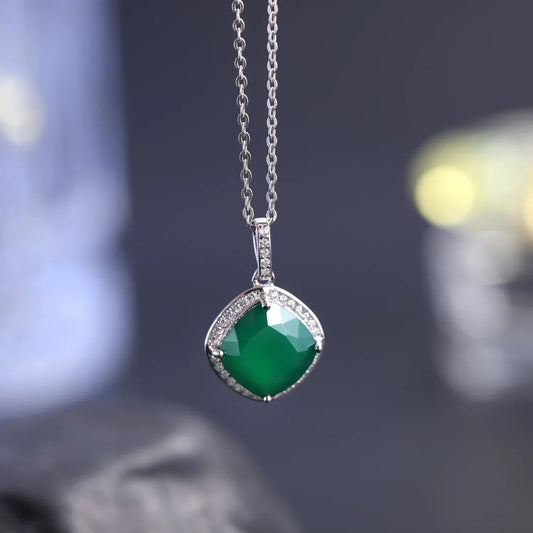 Elegant green gemstone pendant necklace with silver chain, Rosary Milano fashion jewelry