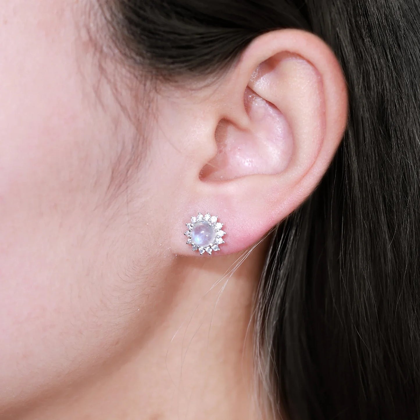 Vintage-style moonstone earrings small ear studs ear studs for women