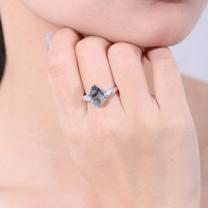 Moss agate pear-shaped ring in silver