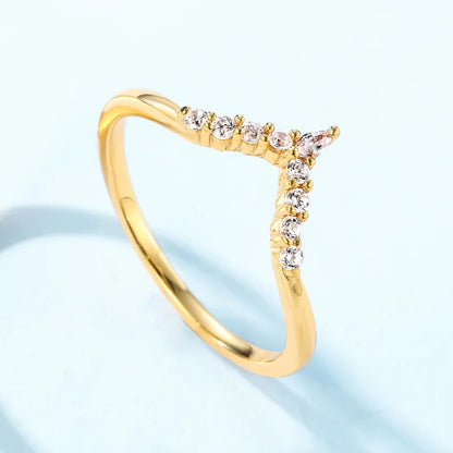 Moss agate wedding ring set with a pear-shaped moss agate sterling silver