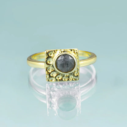 Labradorite ring vintage style sterling silver with a genuine labradorite stone
