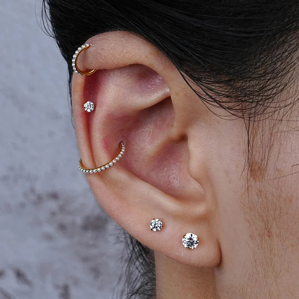 Single diamond stud earring with a cz stone titanium 2.5mm 3mm 4mm labret stud 16G flatback