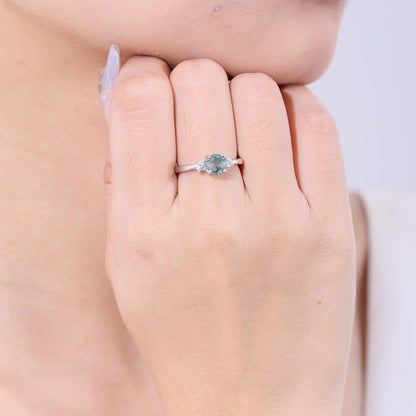 Green moss agate ring classic three-stone engagement ring in silver