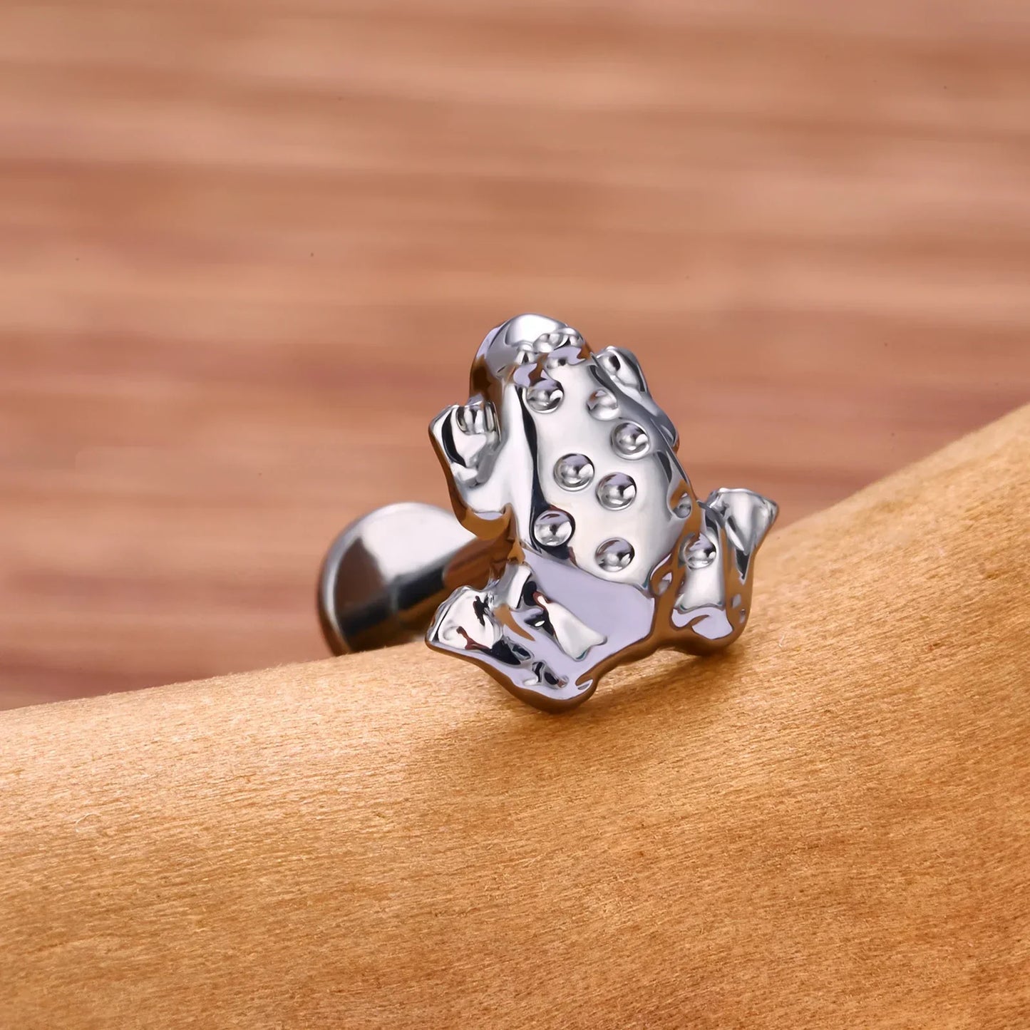 Frog nose stud frog stud earring titanium 16G cute nose studs