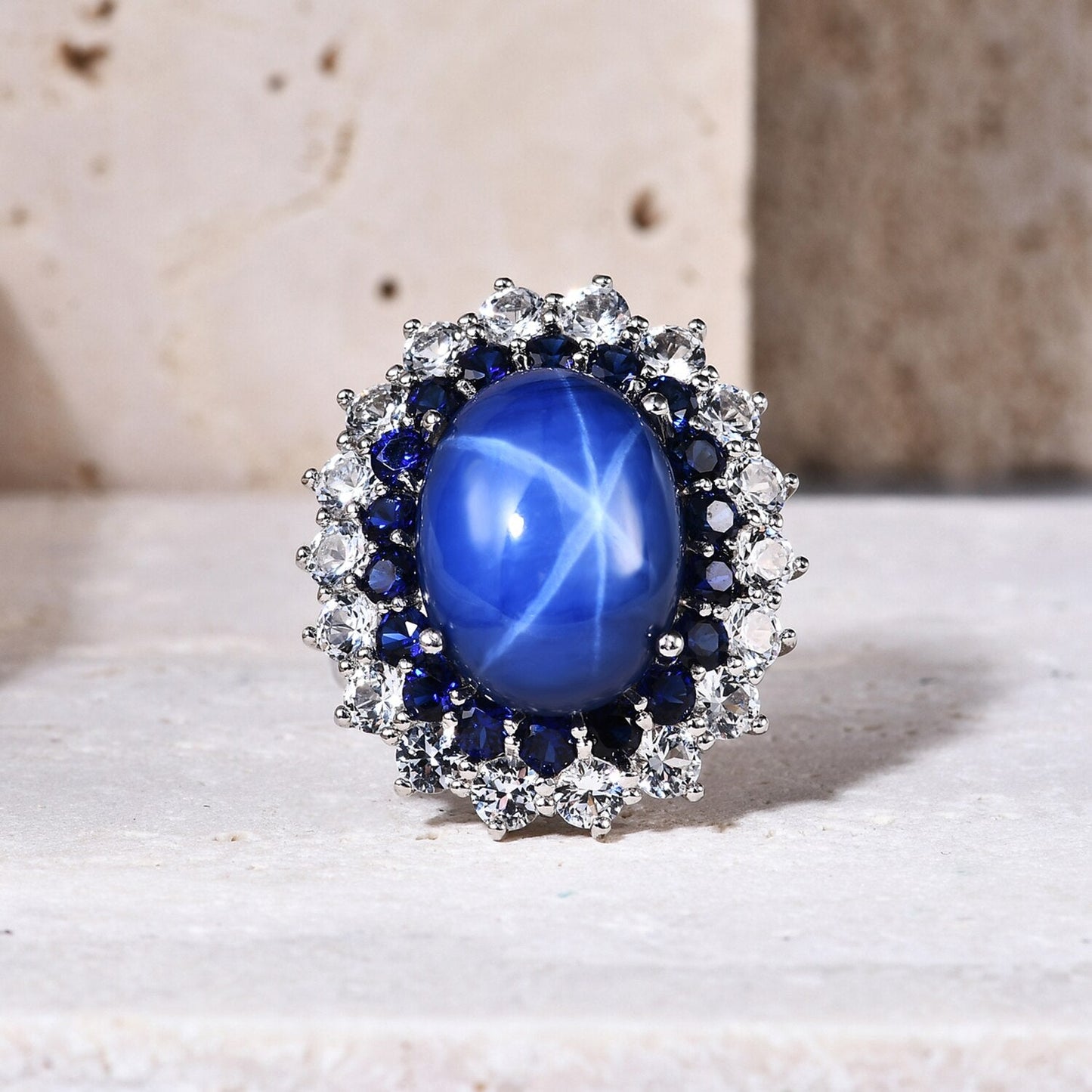 Kate Middleton engagement ring with blue star sapphire