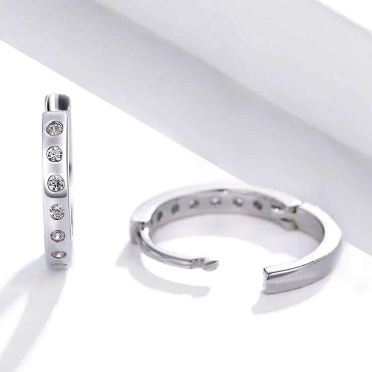 Classic huggie earrings