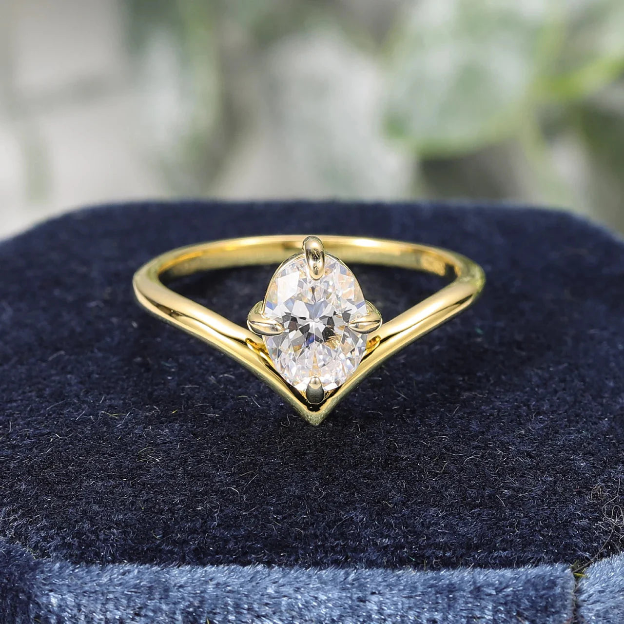 Curved moissanite wedding band oval cut