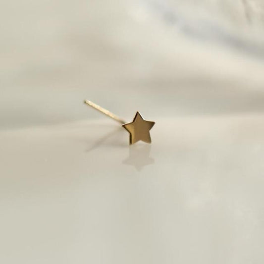 14K gold star nose stud L shaped