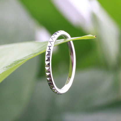 Septum clicker in gold and silver nose ring 16G